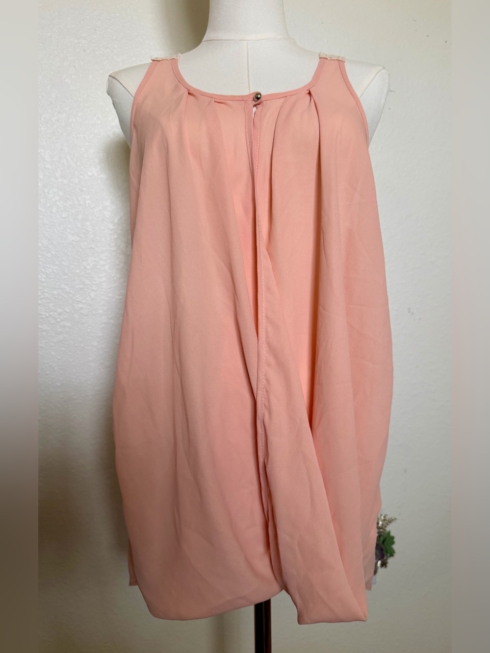 Wrangler Rock 47 - Sleeveless Flowing Blouse with Lace Racer Back